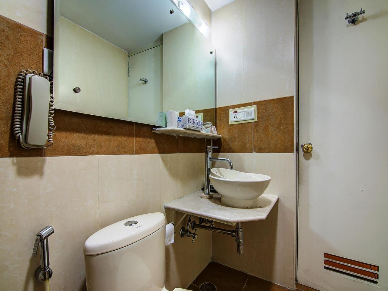 Sai Vishram Business Hotel Kammasandra Esterno foto
