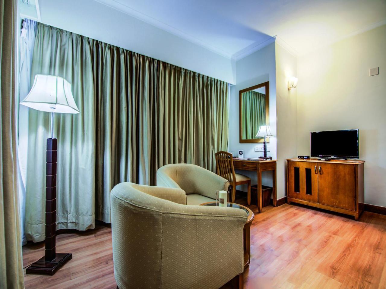 Sai Vishram Business Hotel Kammasandra Esterno foto